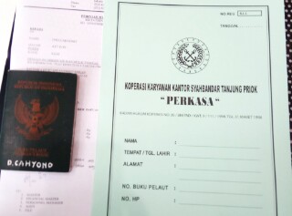Bagaimana Mengurus Buku Sijil